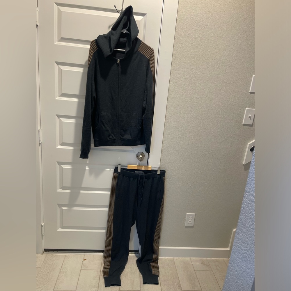 Active Cashmere for Neiman Marcus men cashmere 2pc set hoodie & jogger pant XL